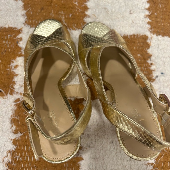 New in Box Michael Kors Gold Snakeskin  Becky Sandals Size 8 - Picture 4 of 5
